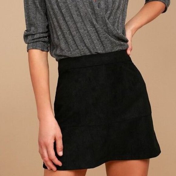 Lulus Dresses & Skirts - NWT Lulus Shenandoah Black Suede Mini Skirt